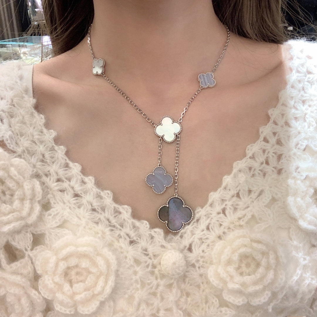 Miro CLOVER MOP CHALCEDONY NECKLACE SILVER 6 MOTIF