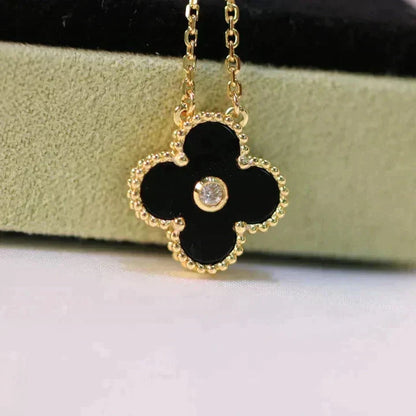 Miro CLOVER 15MM DIAMOND ONYX NECKLACE