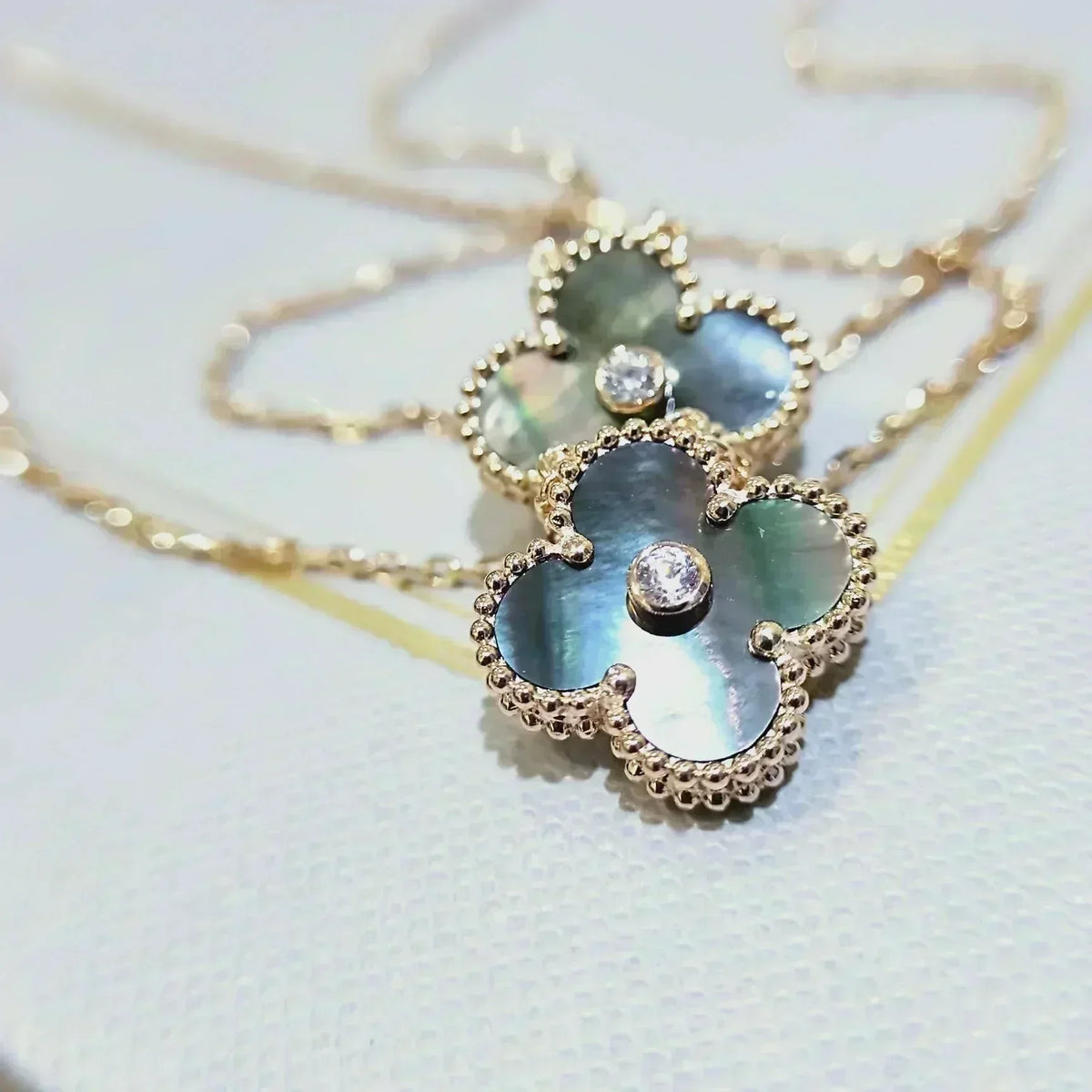 Miro CLOVER 15MM DIAMOND AND MOTHER-OF-GREY NECKLACE
