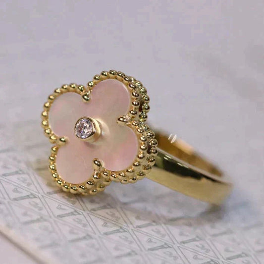 Miro CLOVER PINK MOP RING GOLD DIAMOND