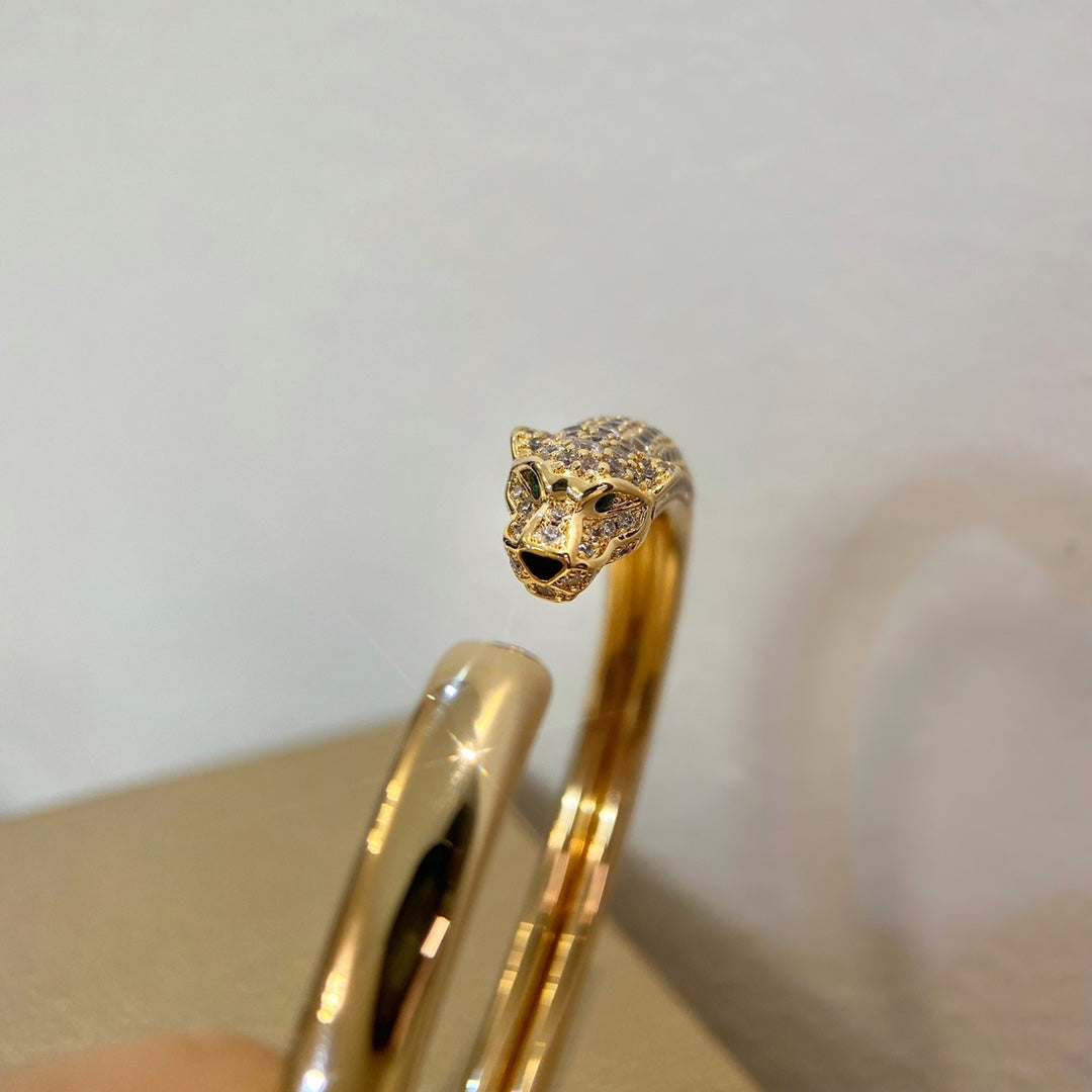 Miro PANTHERE GOLD DIAMOND OPEN BRACELET