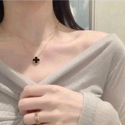 Miro CLOVER 15MM BLACK ONYX SINGLE FLOWER NECKLACE