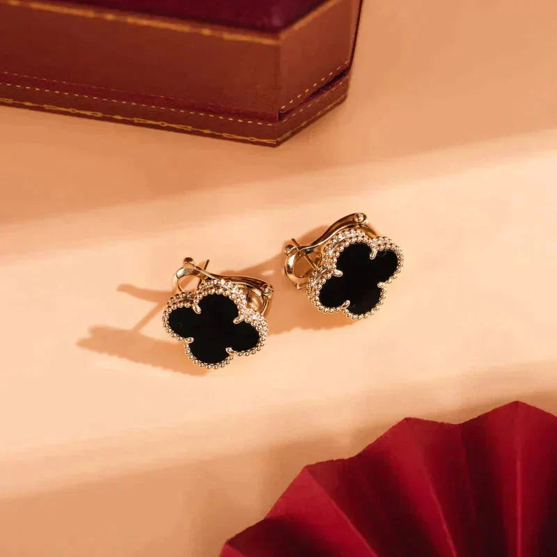 Miro CLOVER MEDIUM 1 MOTIFS  ONYX STUD EARRINGS