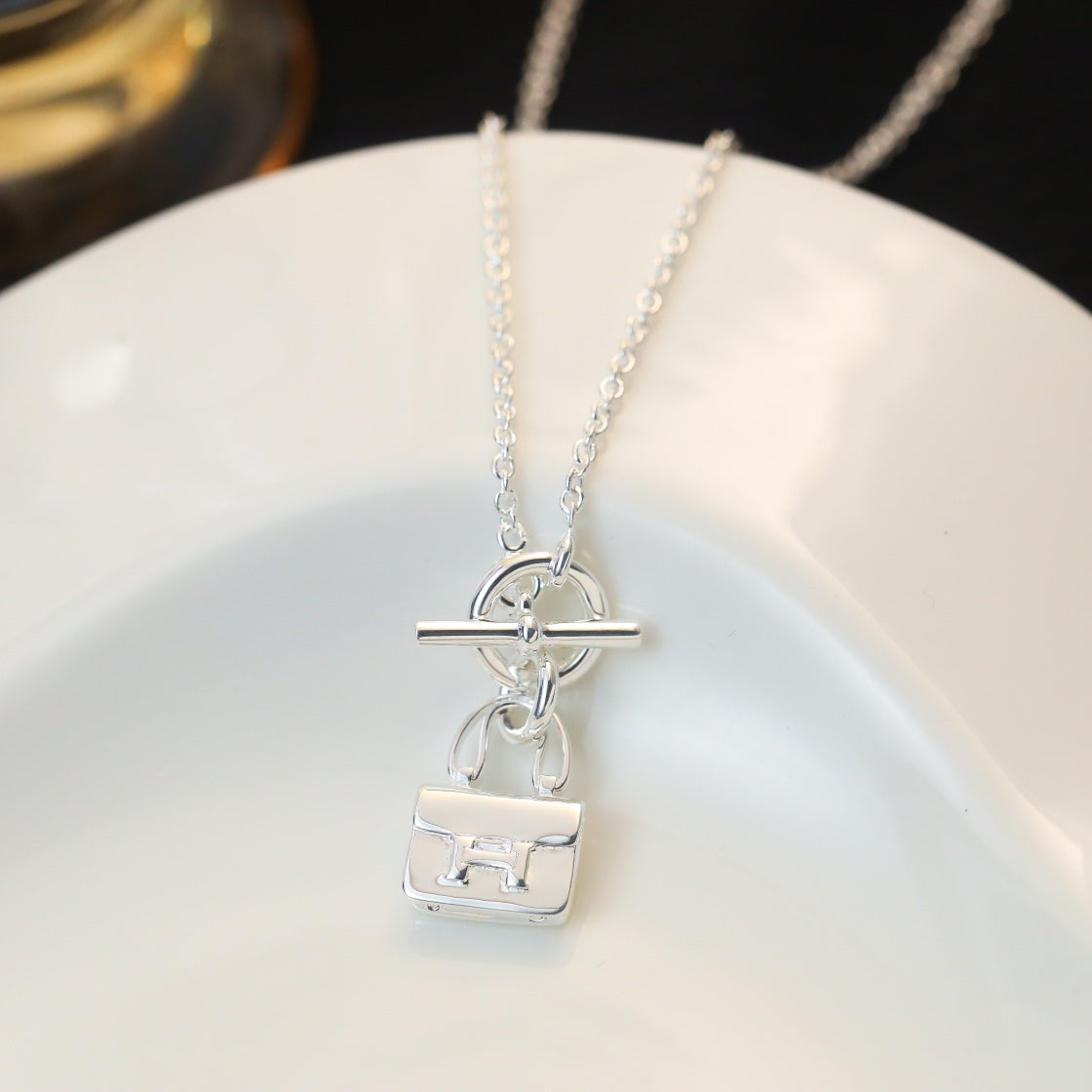 Miro POP H PEDANT SILVER NECKLACE