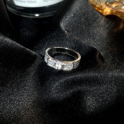 Miro KELLY SILVER DIAMOND RING