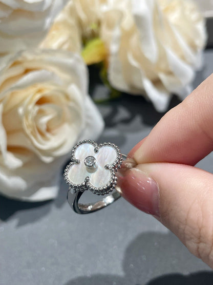 Miro CLOVER SILVER MOP DIAMOND RING