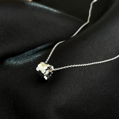 Miro BEE MINI ネックレス