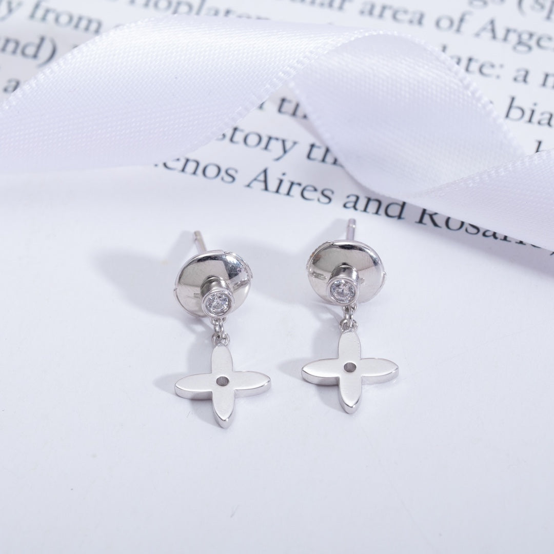 Miro VIDYLLE シルバー ダイヤモンド ミニ ドロップ ピアス