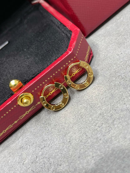 Miro LOVE ミニピアス