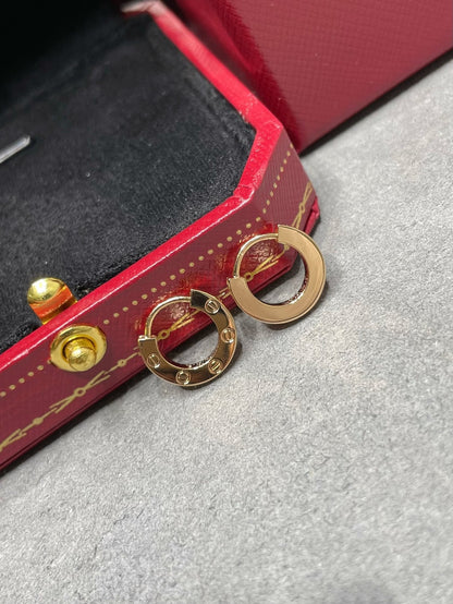 Miro LOVE ミニピアス