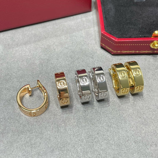 Miro LOVE 5.5MM ピアス