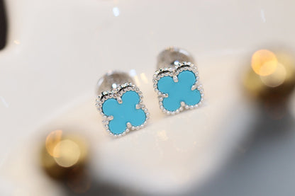 Miro クローバーミニ ターコイズ シルバースタッドピアス