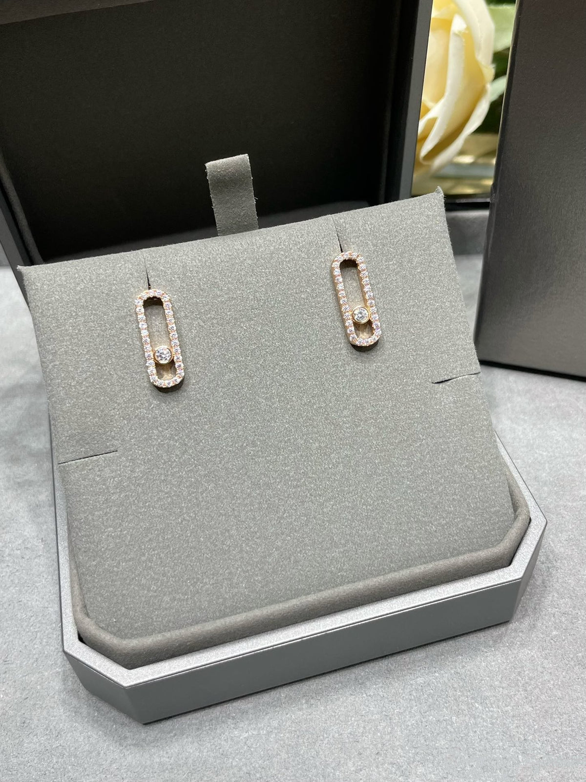 [Miro ]MOVE UNO STUD DIAMOND PAVED EARRINGS