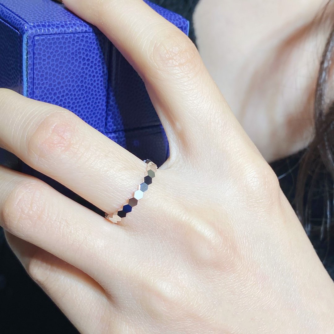 Miro BEE LOVE SMALL RING