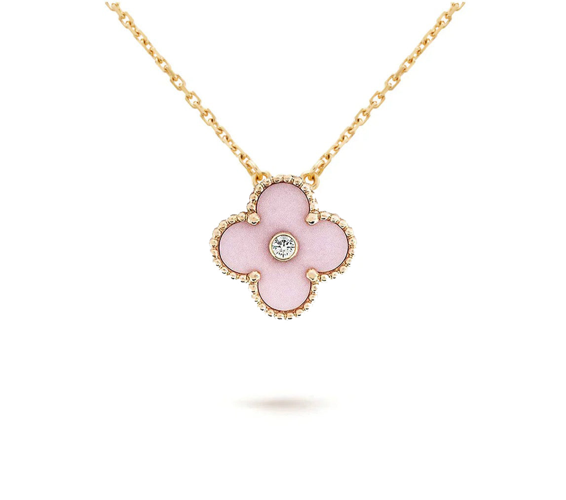 Miro クリスマス限定ネックレスコレクション