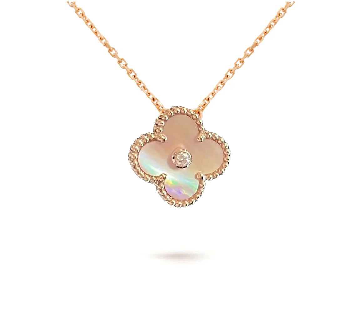 Miro クリスマス限定ネックレスコレクション