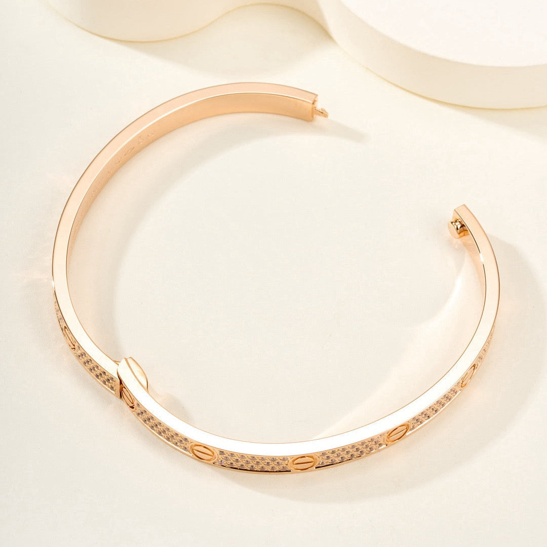 Miro LOVEブレスレット 4.8MM ダイヤモンドパヴェ