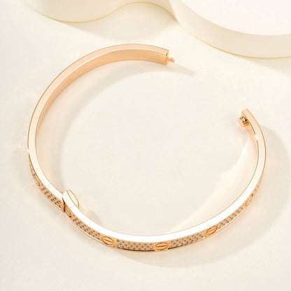 Miro LOVEブレスレット 4.8MM ダイヤモンドパヴェ