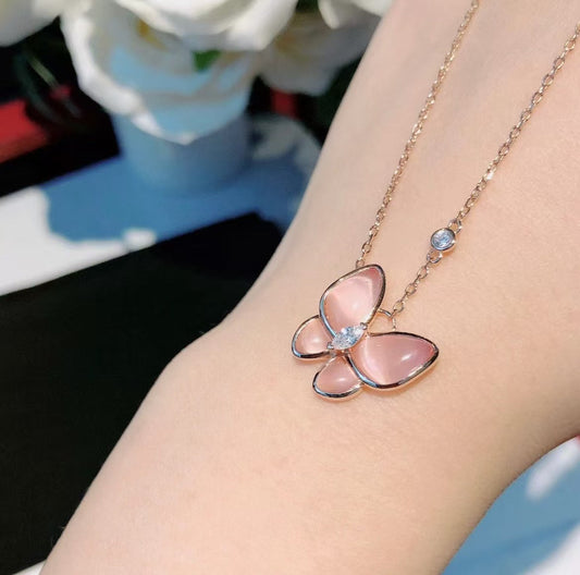 [Miro ] BUTTERFLY PINK MOTHER-OF-PEARL DIAMOND NECKLACE