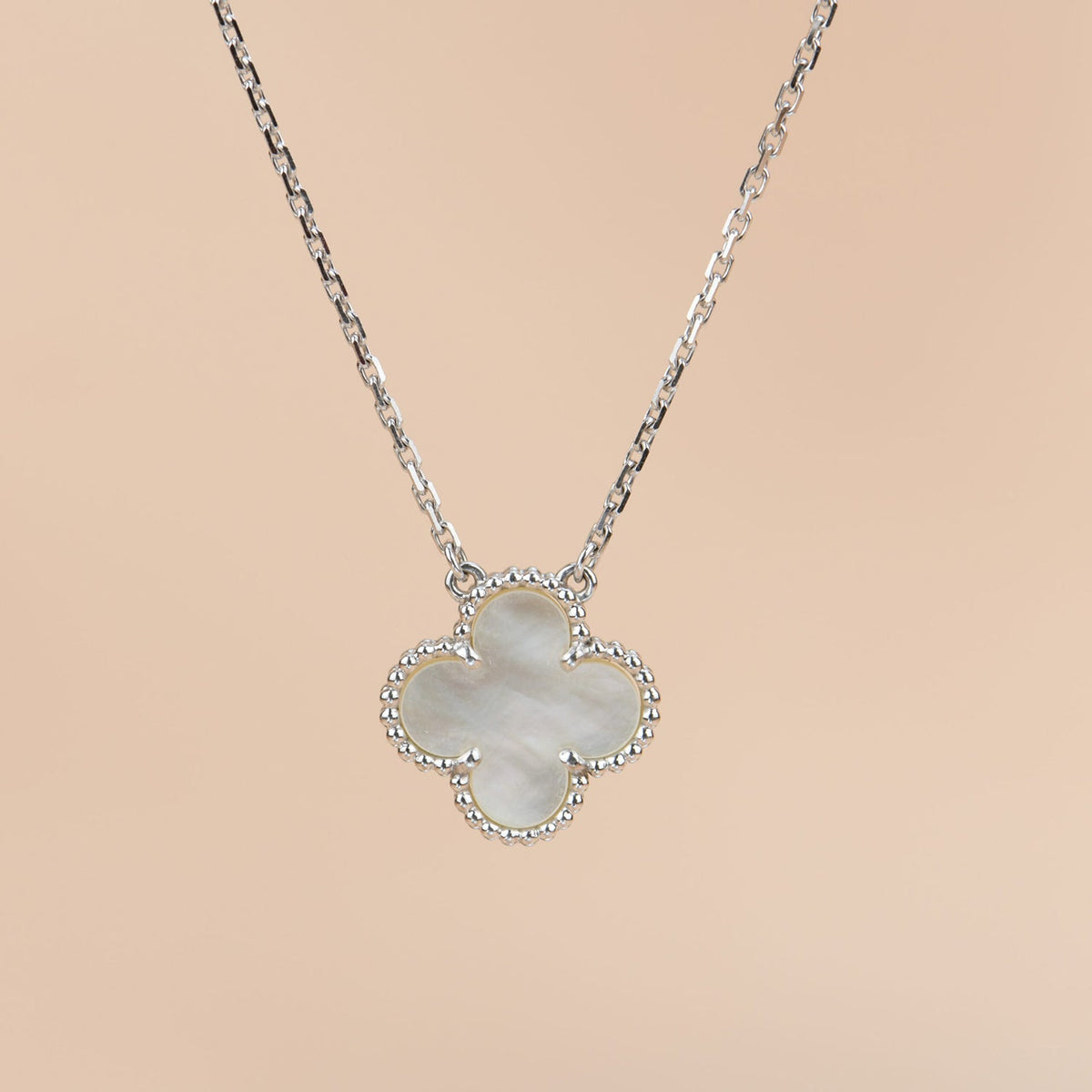 Miro CLOVER  15MM WHITE MOTHER-OF-PEARL SILVER