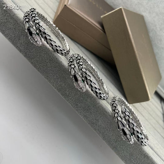[Miro ] EW OBSIDIAN & DIAMOND SERPENT BRACELET