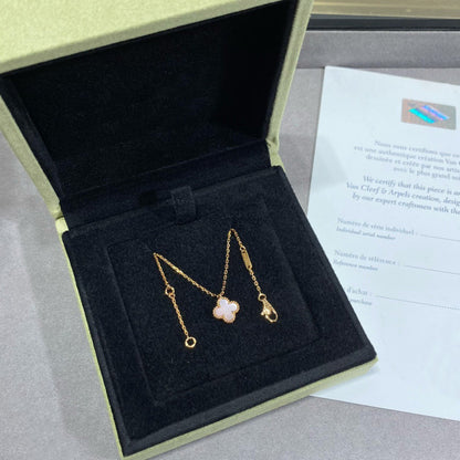 Miro CLOVER 15MM PINK MOTHER-OF-PEARL SINGLE FLOWER NECKLACE