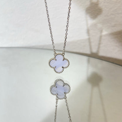 Miro CLOVER 15MM BLUE CHALCEDONY NECKLACE SILVER