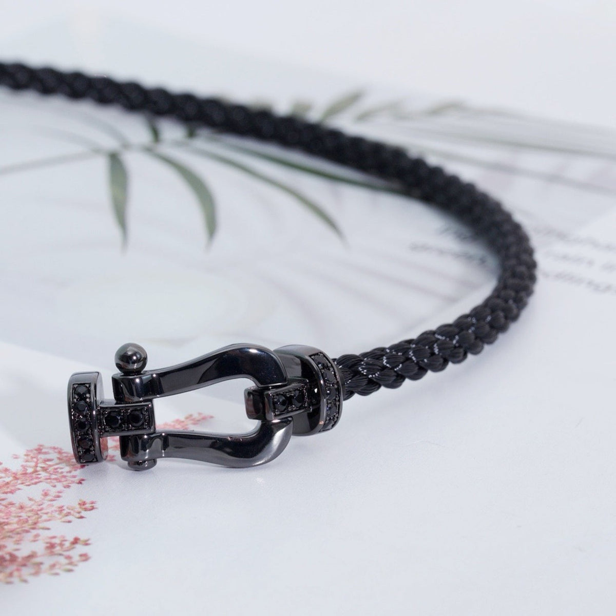 Miro FORCE LARGE SERIES HORSESHOE BLACK SAMURAI BRACELET