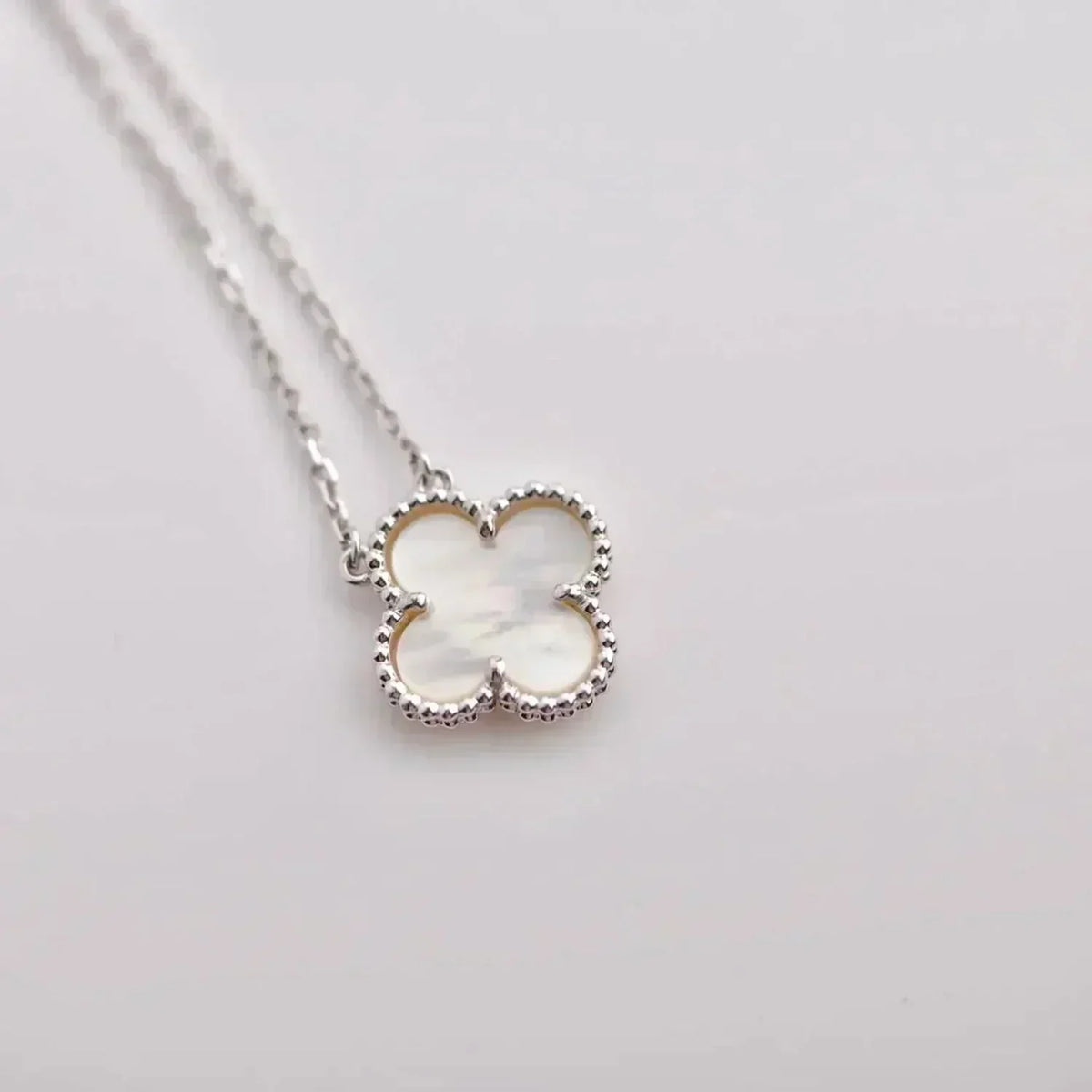 Miro CLOVER  15MM WHITE MOTHER-OF-PEARL SILVER