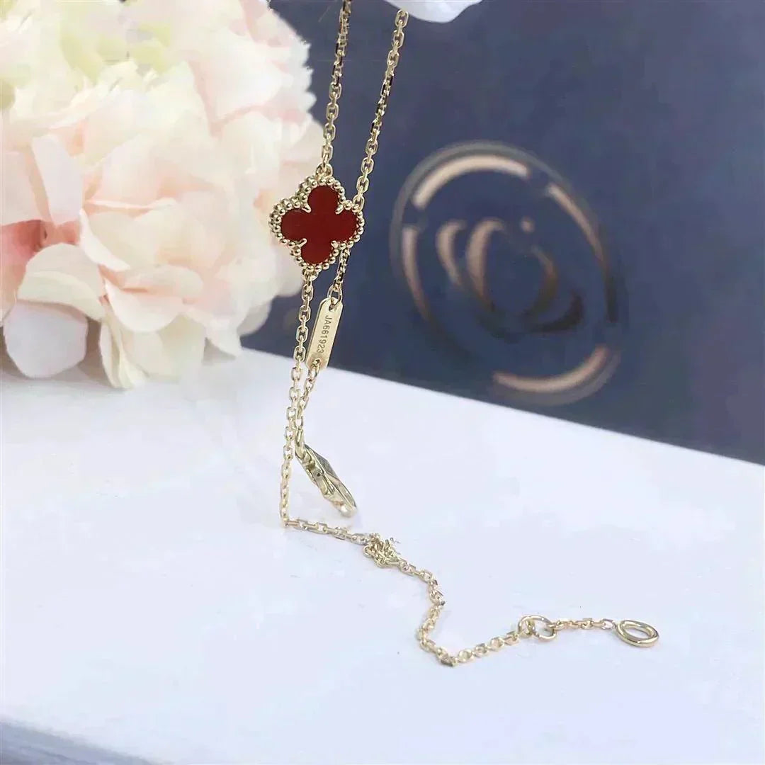 Miro CLOVER  CARNELIAN SINGLE FLOWER BRACELET